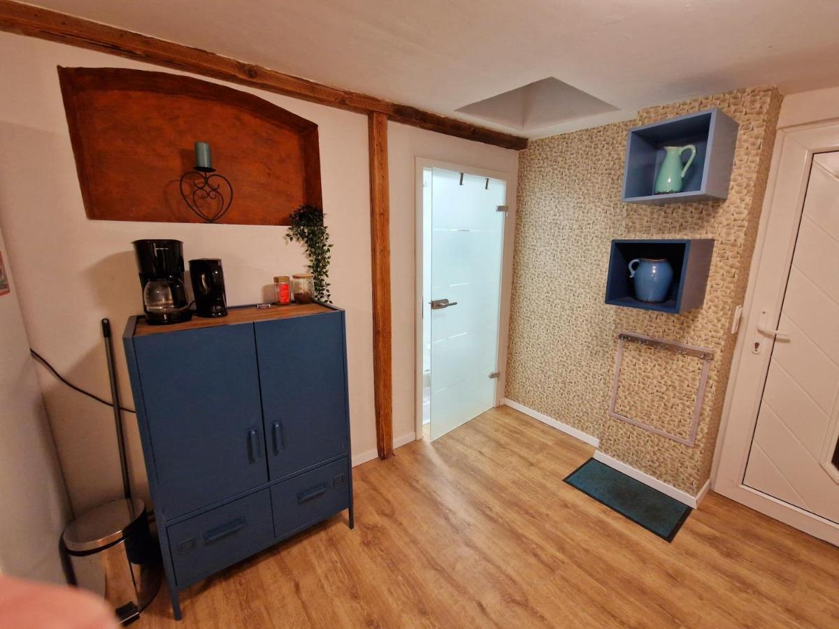 Schoenes Apartment In Niebuell エクステリア 写真